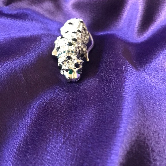 Vintage Kenneth Jay Lane leopard brooch. - Picture 3 of 8